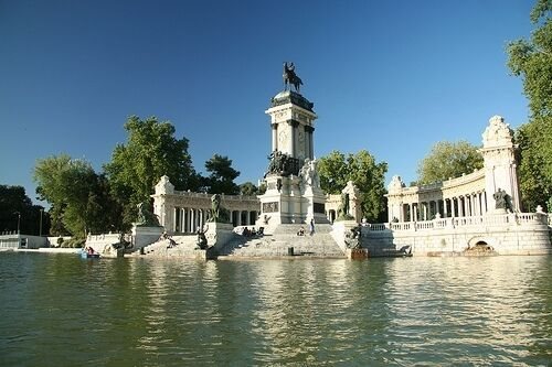 retiro park madrid